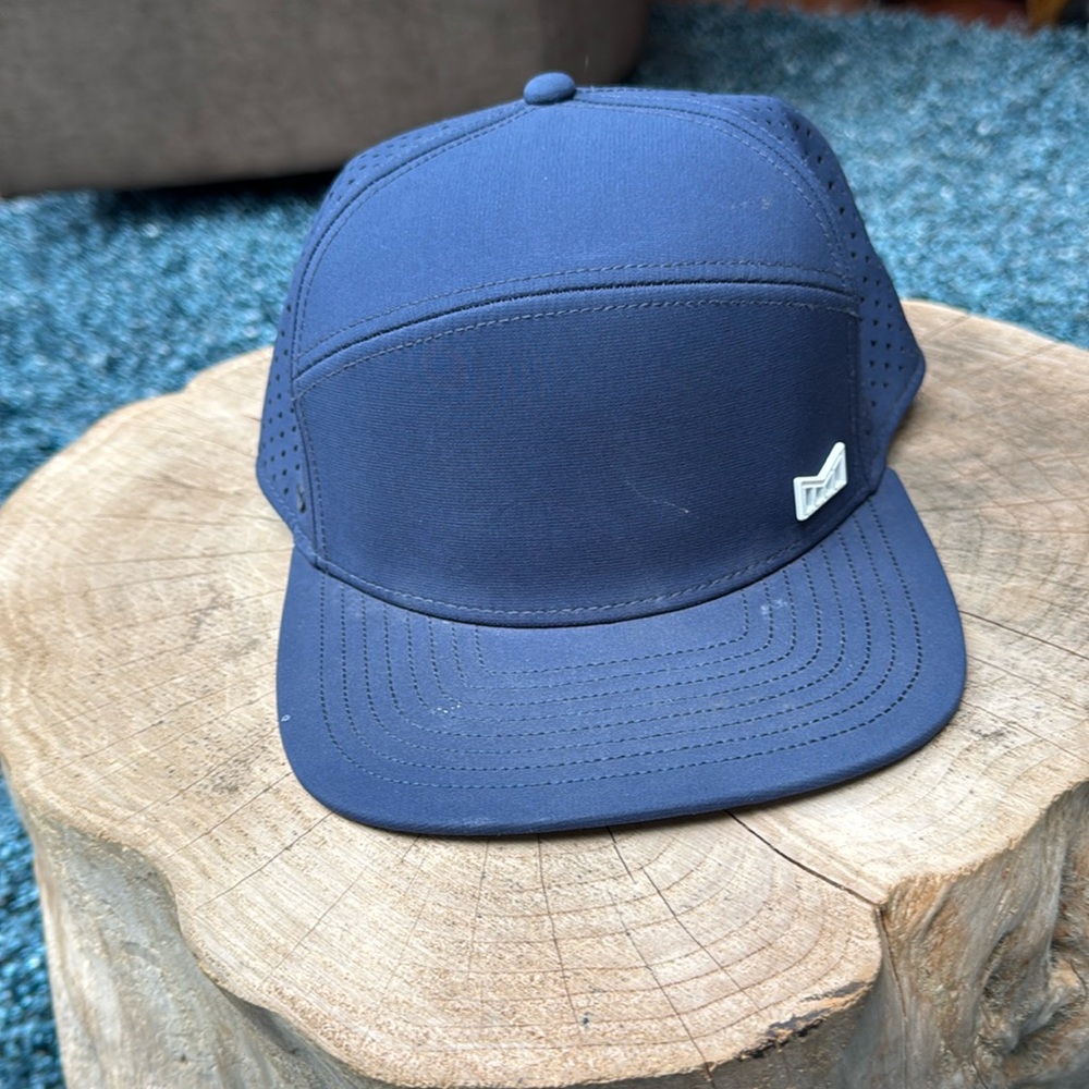 Men’s Trenches melin hat. Navy blue. 60 cm